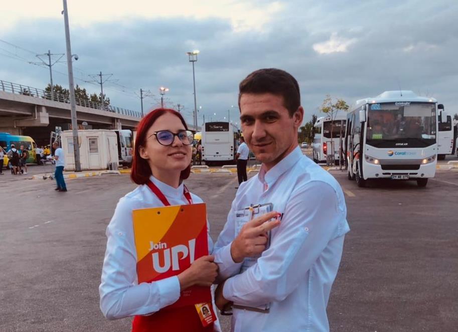 Трансферні гіди готові зустрічати туристів